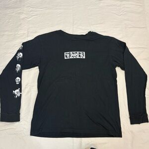 Vans Boys XL Black Skull and Crossbones Halloween Long Sleeve Cotton Tee Shirt